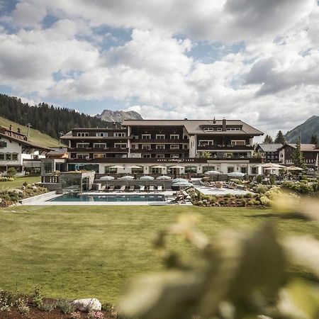 Hotel Arlberg Lech Bagian luar foto