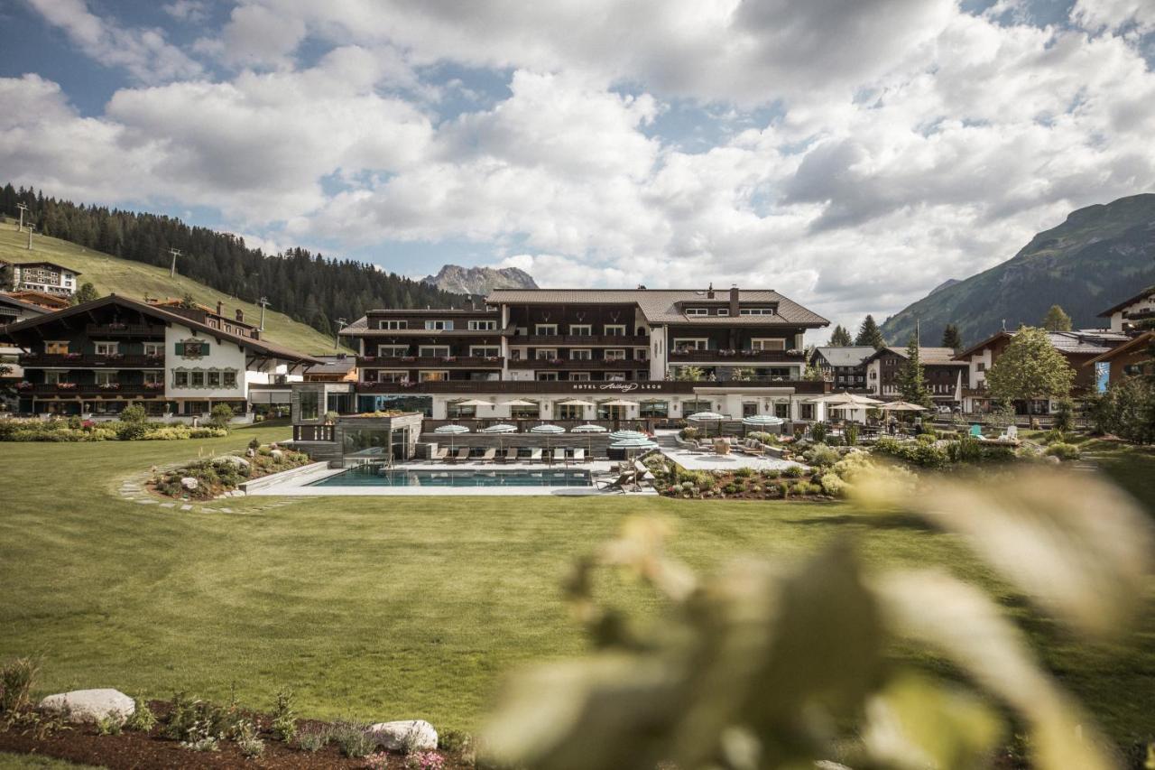 Hotel Arlberg Lech Bagian luar foto