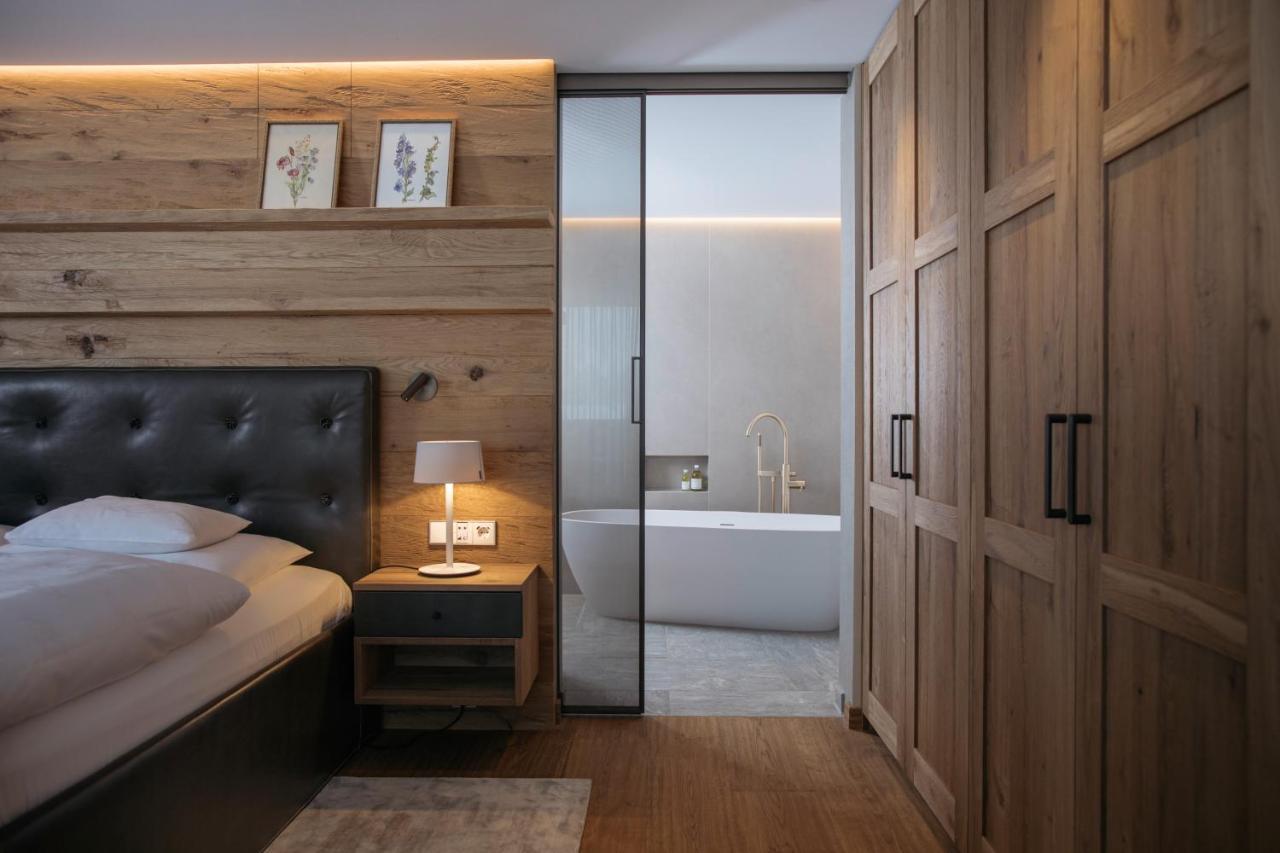 Hotel Arlberg Lech Bagian luar foto