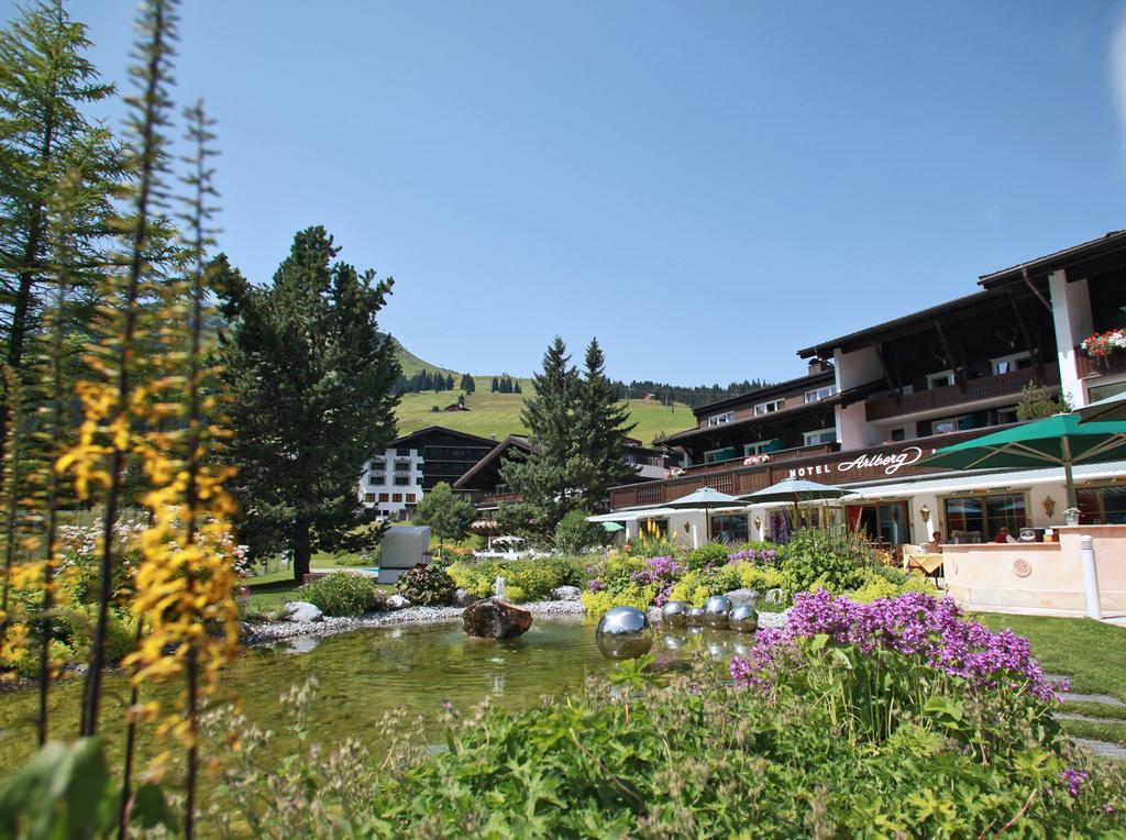 Hotel Arlberg Lech Bagian luar foto