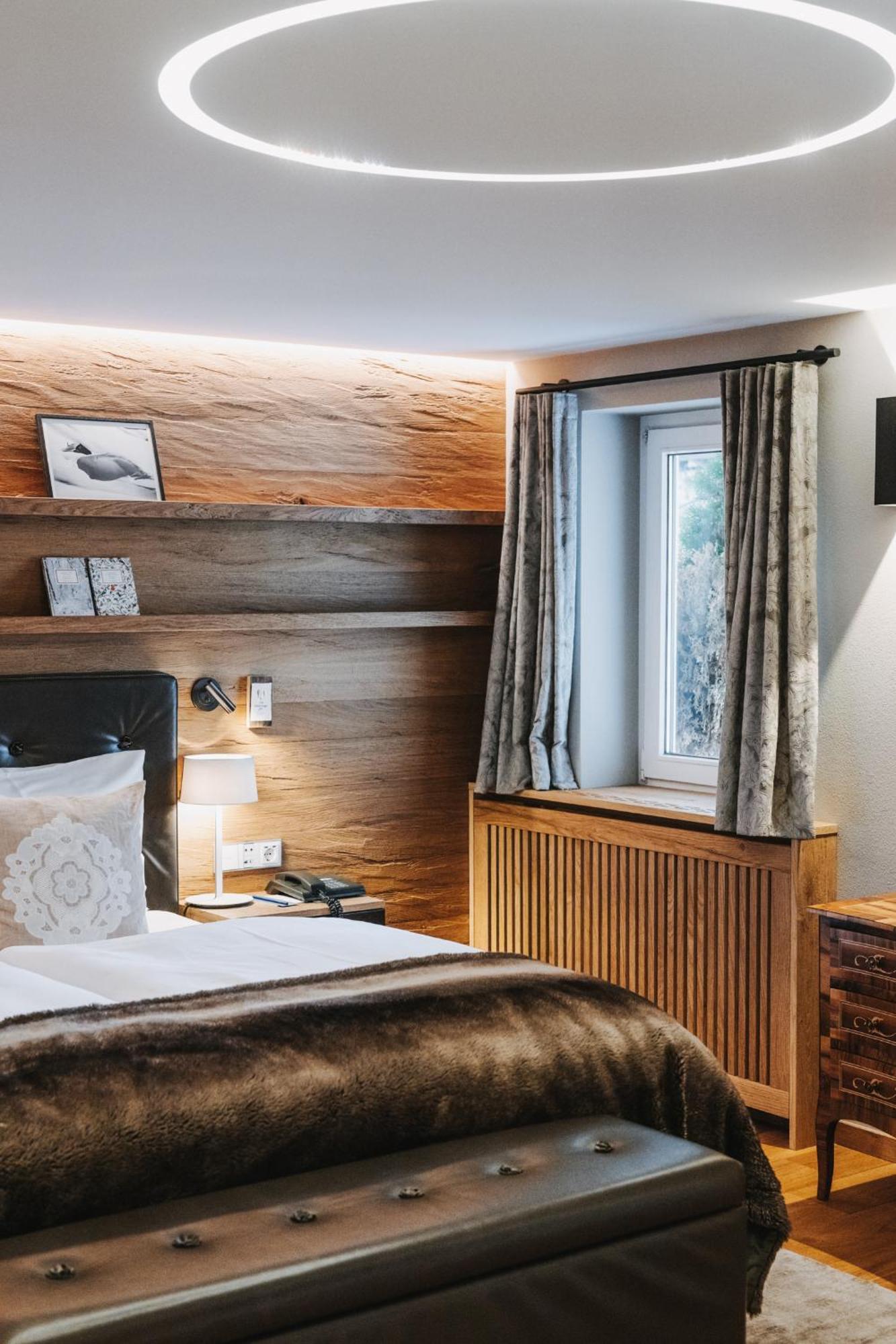 Hotel Arlberg Lech Bagian luar foto