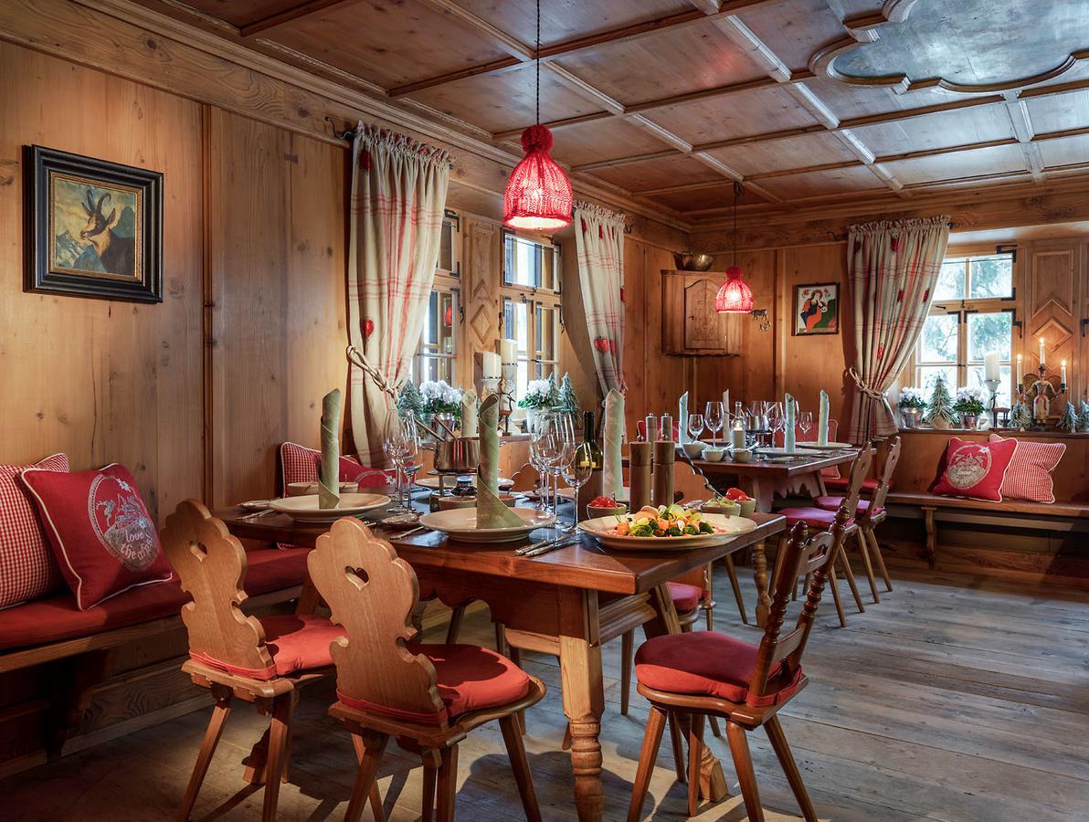 Hotel Arlberg Lech Bagian luar foto