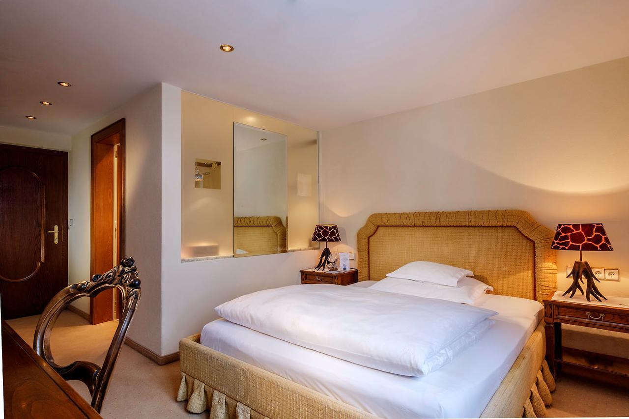Hotel Arlberg Lech Bagian luar foto